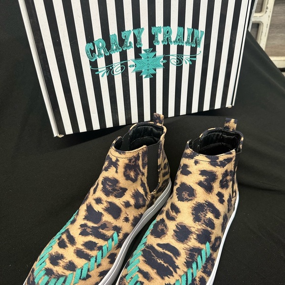Crazy Train Leopard Print Ankle Boots with Turquoise Accents - Picture 1 of 3